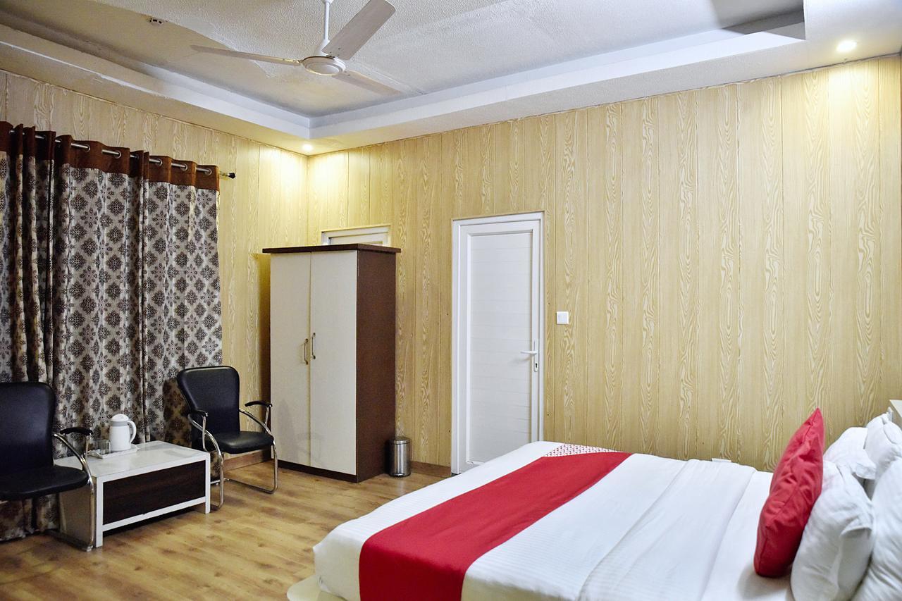 Vakratunda Hotel Dharamshala Luaran gambar